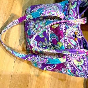 Beautiful Vera Bradley tote